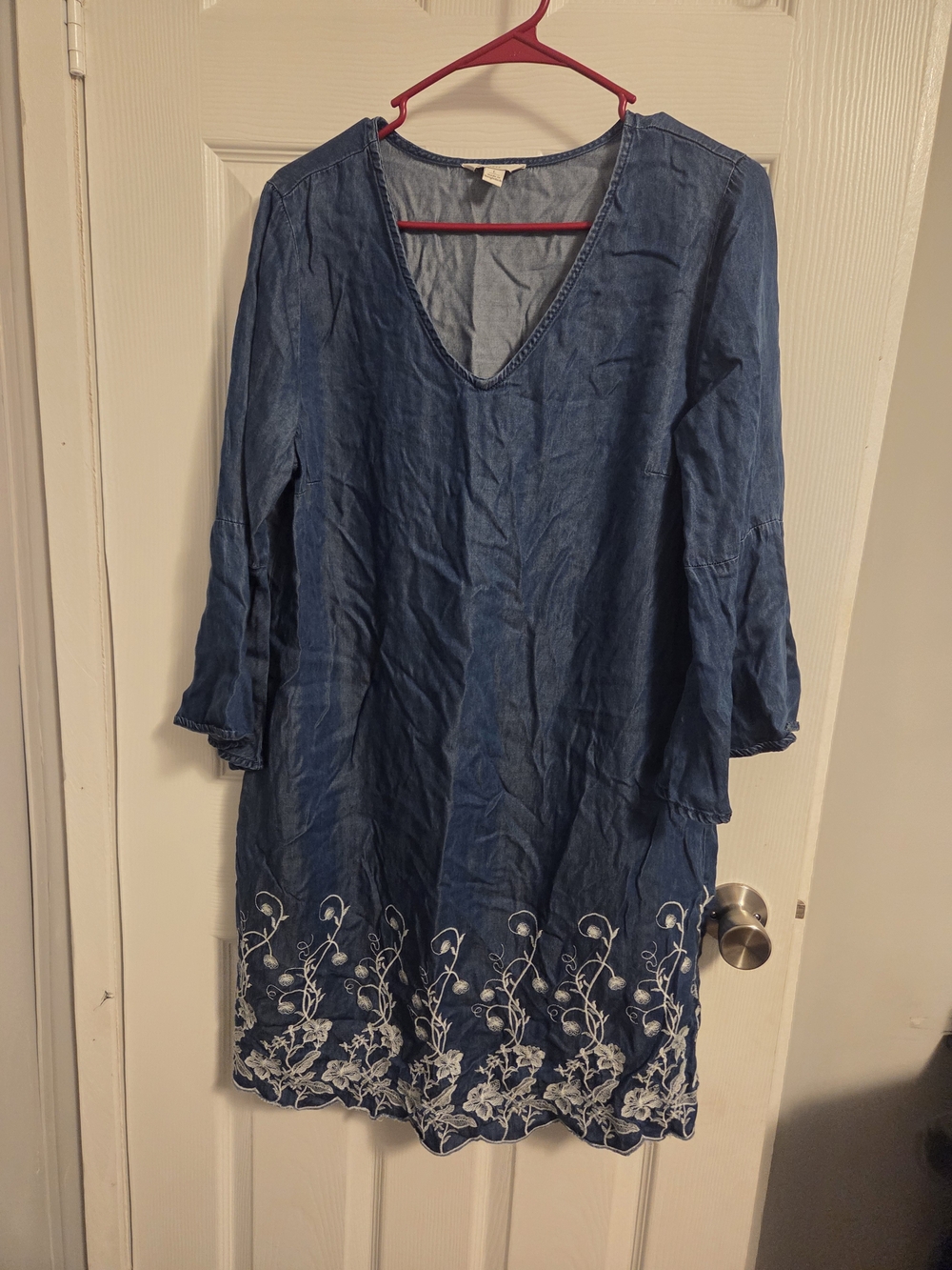 Women’s Blue Embroidered V-Neck Tunic